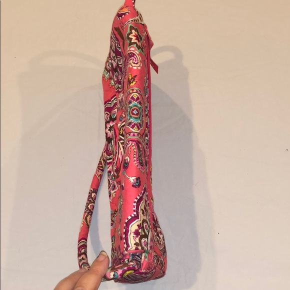 Vera Bradley “Knot Just a Clutch”, EUC RETIRED - Picture 7 of 11